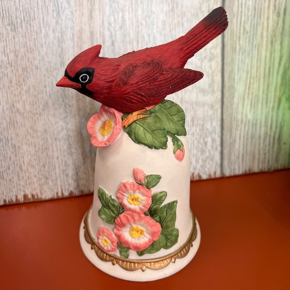 Heritage‎ House Ceramic Cardinal Bell Music Box Plays The Music Box Dancer